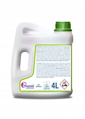 Eco-friendly neutral floor cleaner with bio-alcohol. Ideal for daily cleaning of polished floors. Streak-free finish. 4L container – Box of 4. Naturelle BioNeutral Floor Cleaner